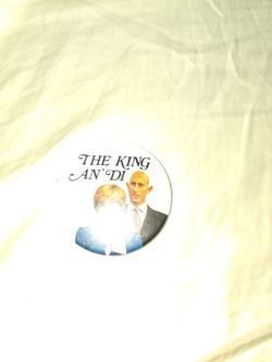 Vintage 1981 Princess Diana Parody Pin - "The King An' Di" Rare Satire