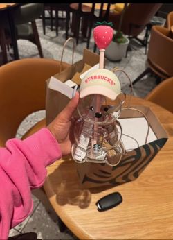 New 2026 Starbucks Bearista Bear Cup Tumblers Strawberry Topper Baseball cap