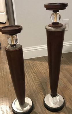 2 Candle Holders