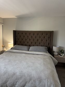 King/cal king head board ONLY