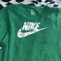 Nike Shirt Used $7