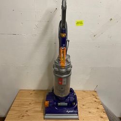 Dyson DC14 Standup Vacuum