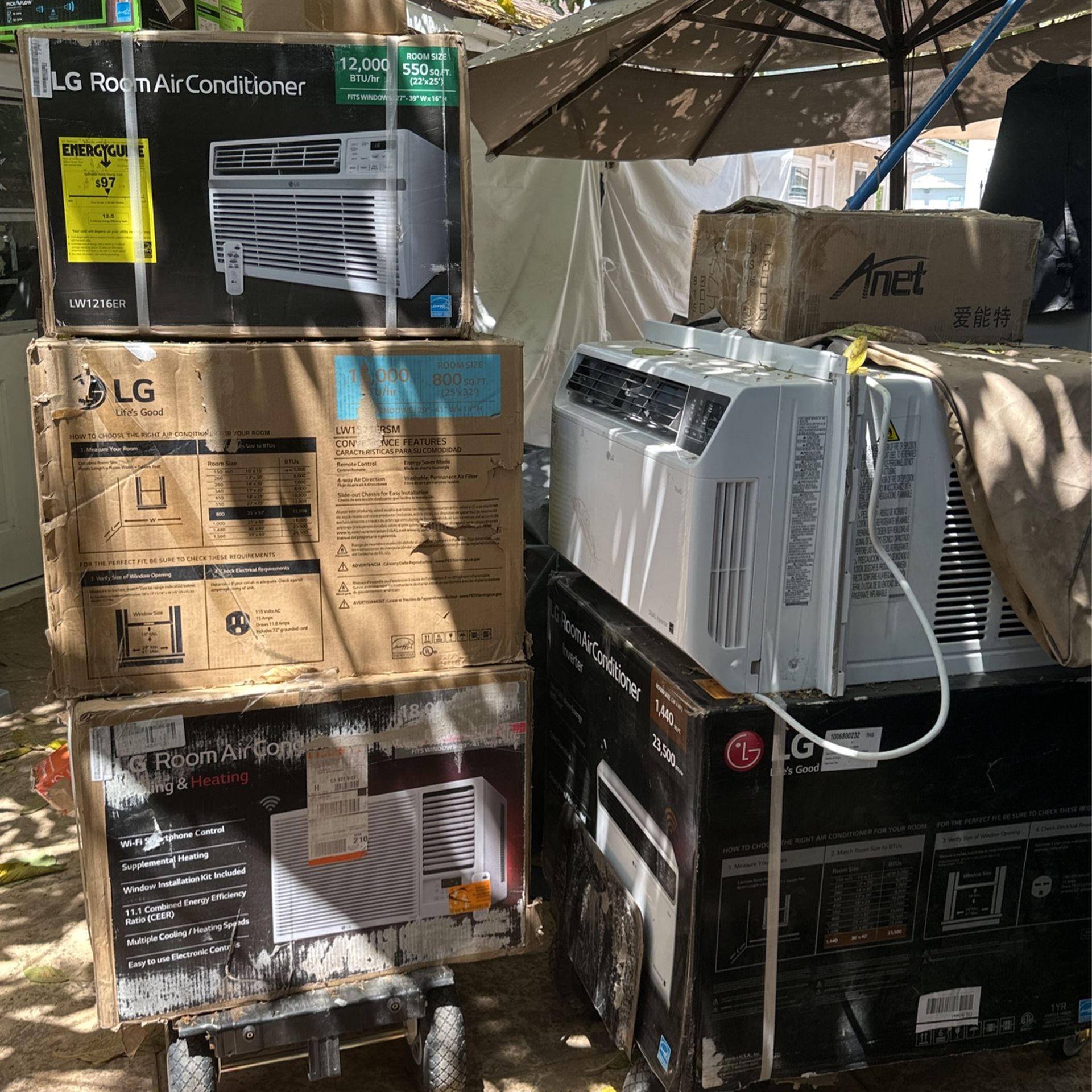 LG AIR CONDITIONERS FOR CHEAP!