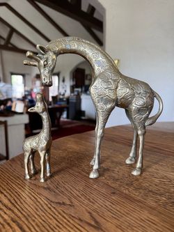 NEW IN BOX Solid Brass Giraffe Figurines Set Mother & Baby No. 444552