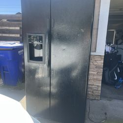 Used Working Fridge 80