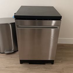 New ( Never Used Dishwasher)