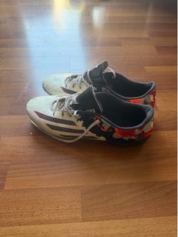 Adidas Messi cleats white