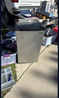 Mini Fridge