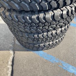 try lose Off‑Road Ready: Jeep Wheels and Tires Built for Adventure