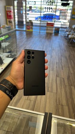 Samsung S22 Ultra 256 GB UNLOCKED 5G