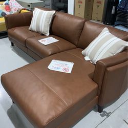 Antilles 2pc Sectional Couch 