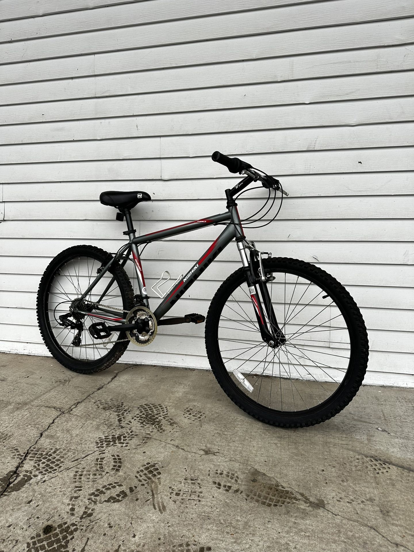 Nishiki Men’s Mountain Bike