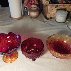 3 NICE  PIECES OF  CARNIVAL GLASS DISHES  3.5 INCHES TALL AND 5 INCHES TALL  NO CHIPS 