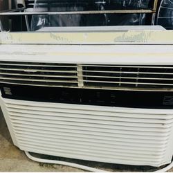 Window AC Unit $89 used normal wear tear/ other items with different price 