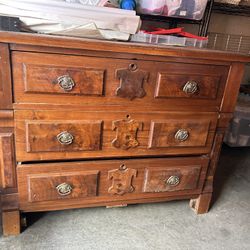 Dresser old