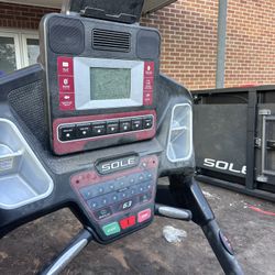 Treadmill 