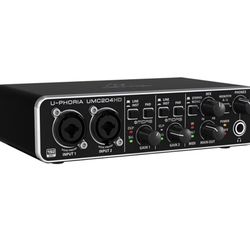 Behringer UMC204HD Audiophile 2x4, 24-Bit/192 kHz USB Audio/MIDI Interface with Midas Mic Preamplifiers | For Recording Microphones and Instruments