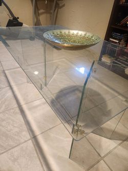 All glass dinning table