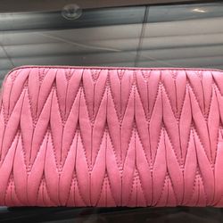 Miumiu pink wallet