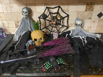 Halloween Decor