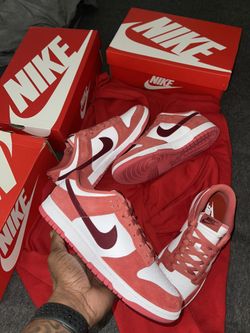 Dunk Low Valentines Day 