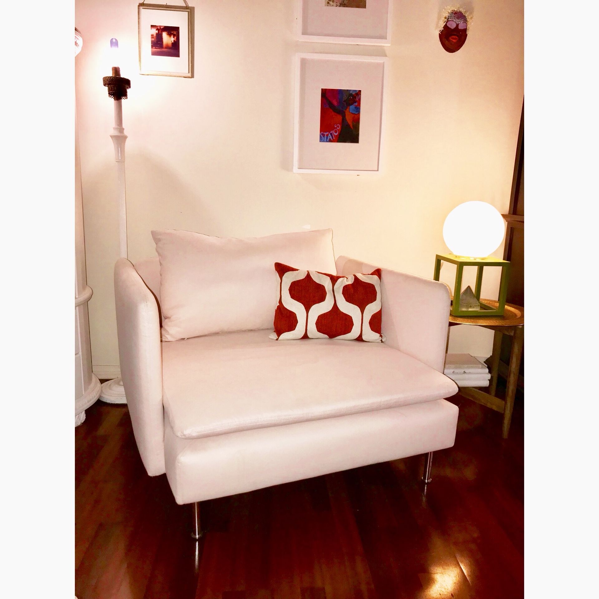 Söderhamn wide armchair, pale pink, from ikea