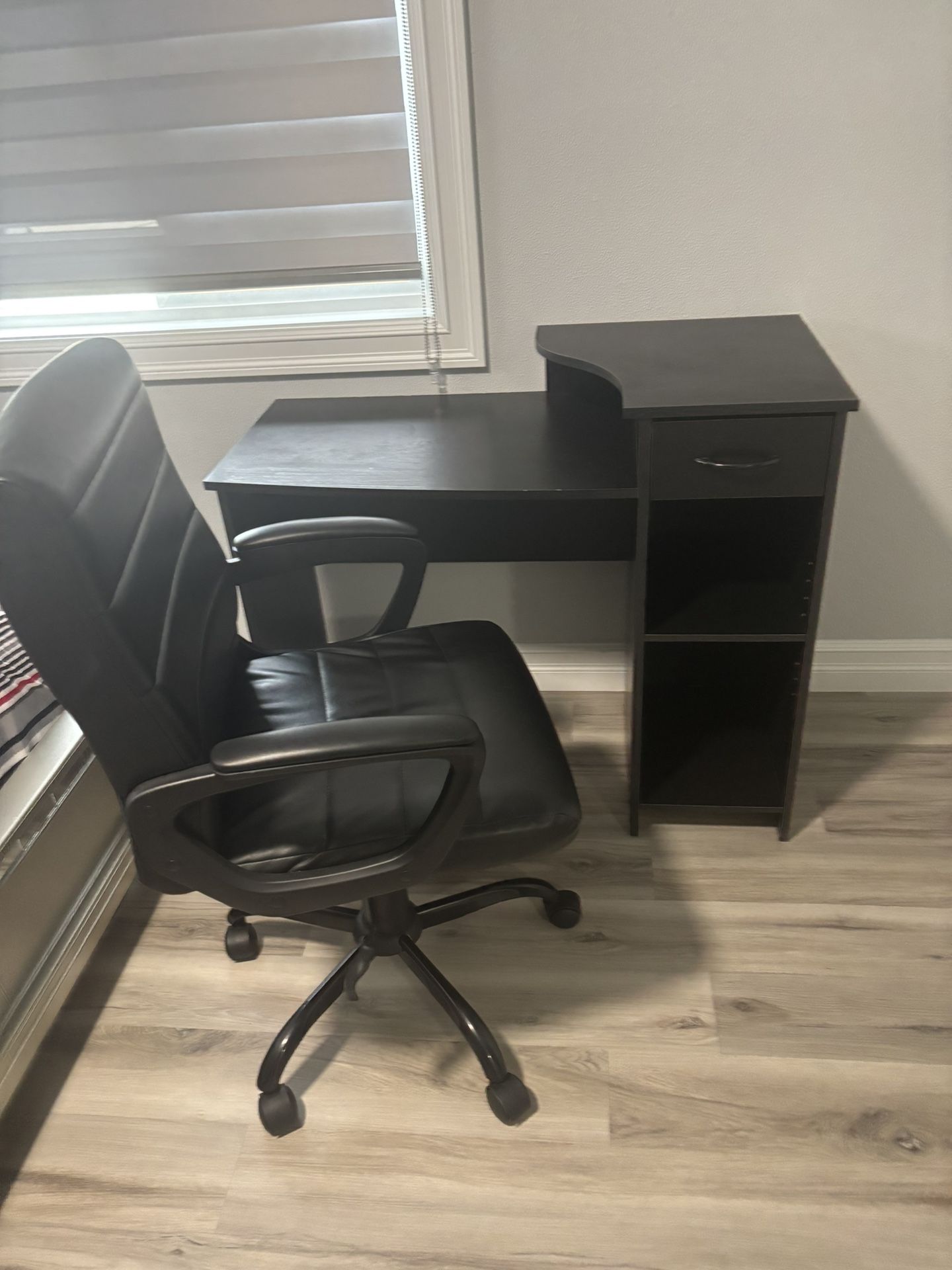 Computer Table And Chair
