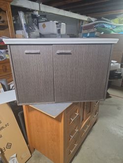 Kohler vanity with top and faucet 30Wx22D