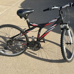 Shogun Shockwave 21 Speed Mountain Bike 