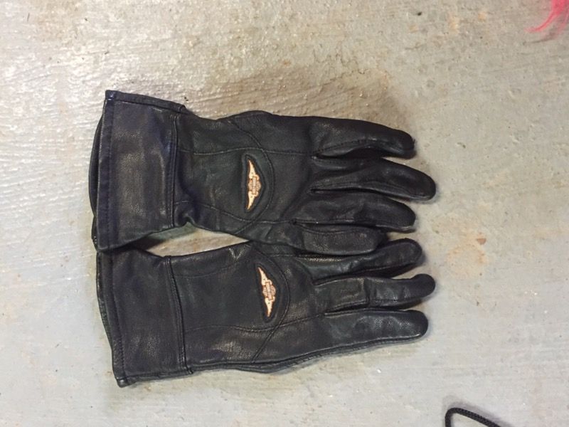 Harley Davidson riding gloves