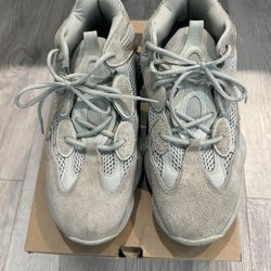 Yeezy 700