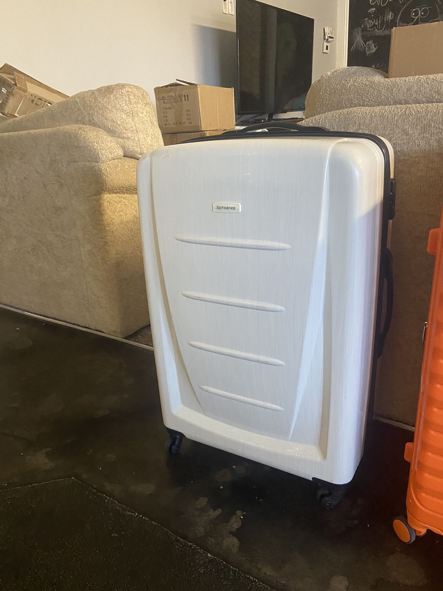 30” Checked Samsonite Hard Case Luggage