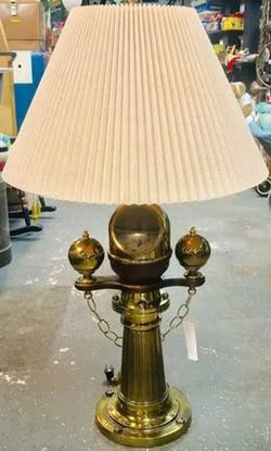 Vintage Brass Nautical Compass Table Lamp