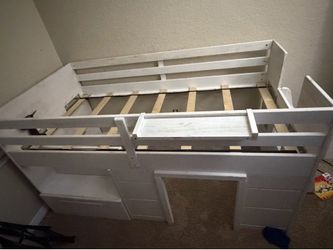 Twin house bed
