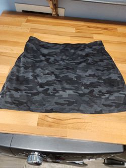 Soybu Sport Camo Athletic Skort with Built-In Shorts – Size L