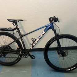 Trek Maxiss $1000 OBO