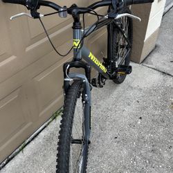 Nishiki Pueblo Mountain Bike 26 Inch Wheel 21 Speed ShimanoTourney Twist Shifter Bicycle Man Woman Boy Girl Outdoor Exercise Outdoor Fun