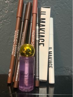 ✨ BRAND NEW Makeup Bundle - Truly Lip Oil, Il Makiage Eyeliner, Lip Liners ✨