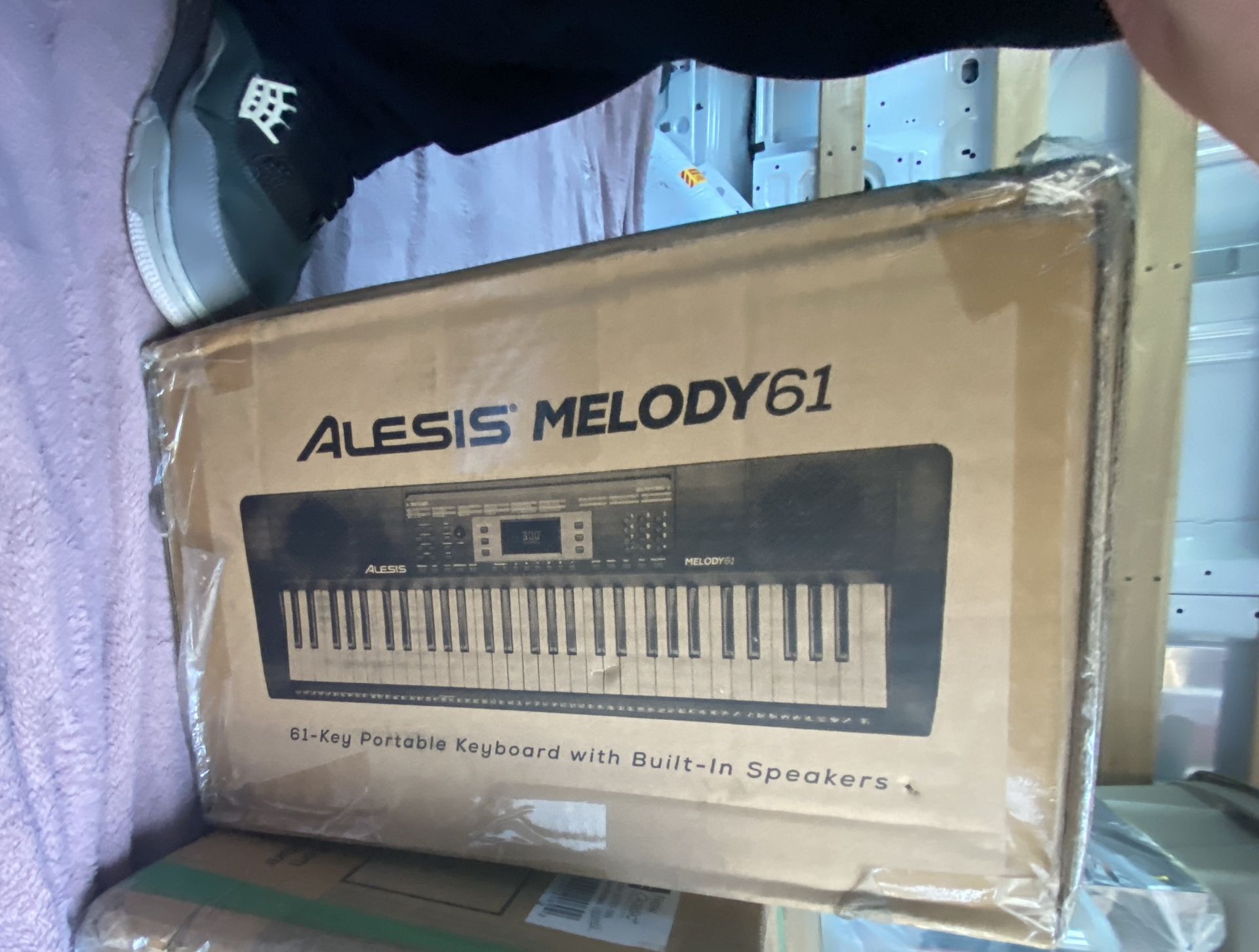 ALESIS MELODY61 (BRAND NEW)