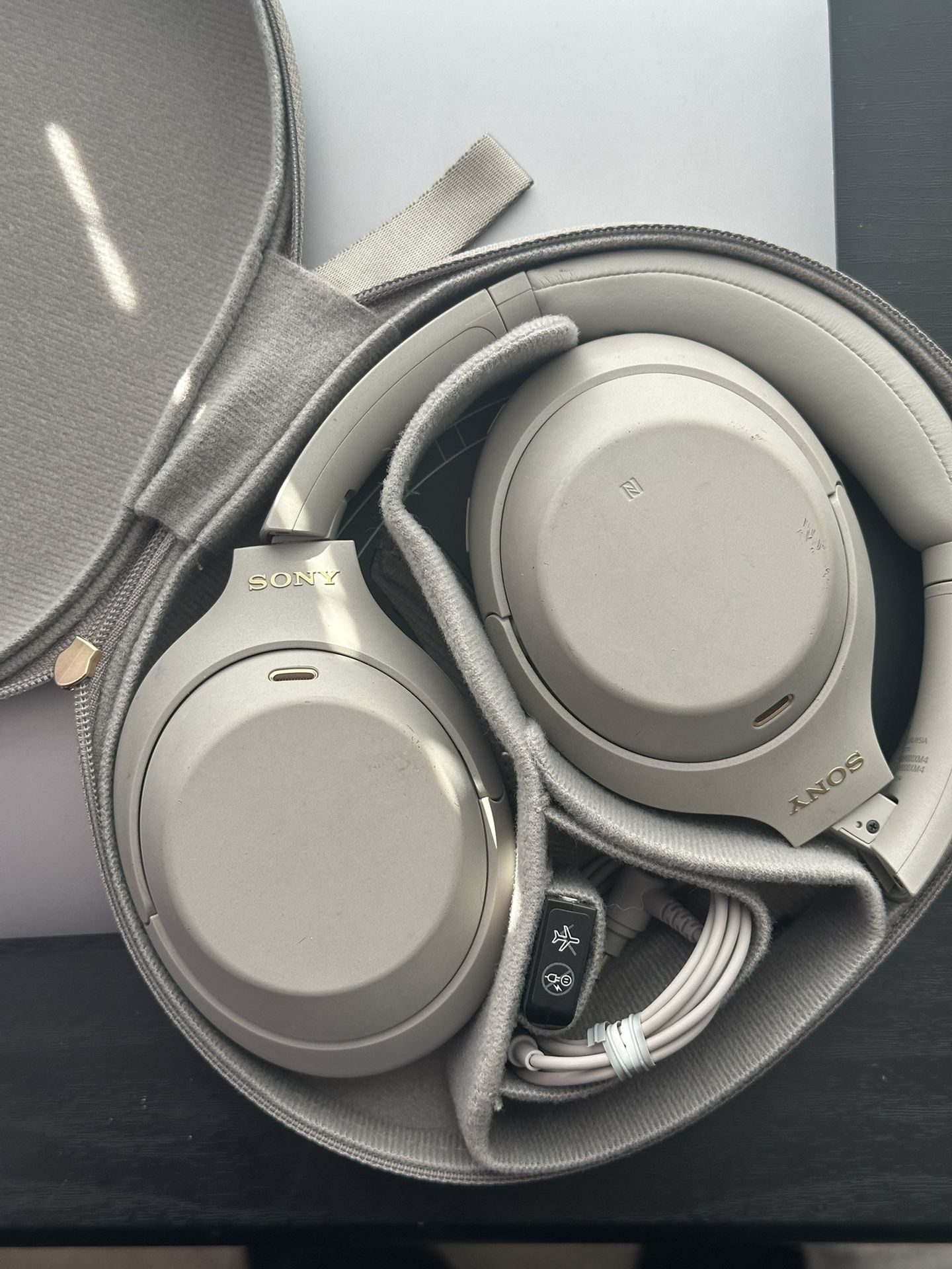 Sony WH-1000XM4