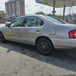 2001 Nissan Altima Gxe