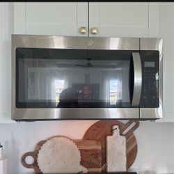 Whirlpool Over Range Microwave 
