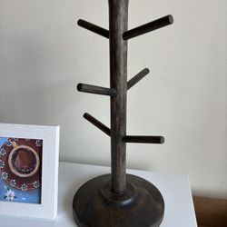 Wooden Mug Tree
