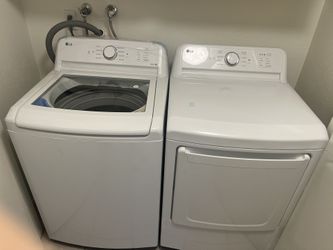 Like New LG Washer Dryer Combo