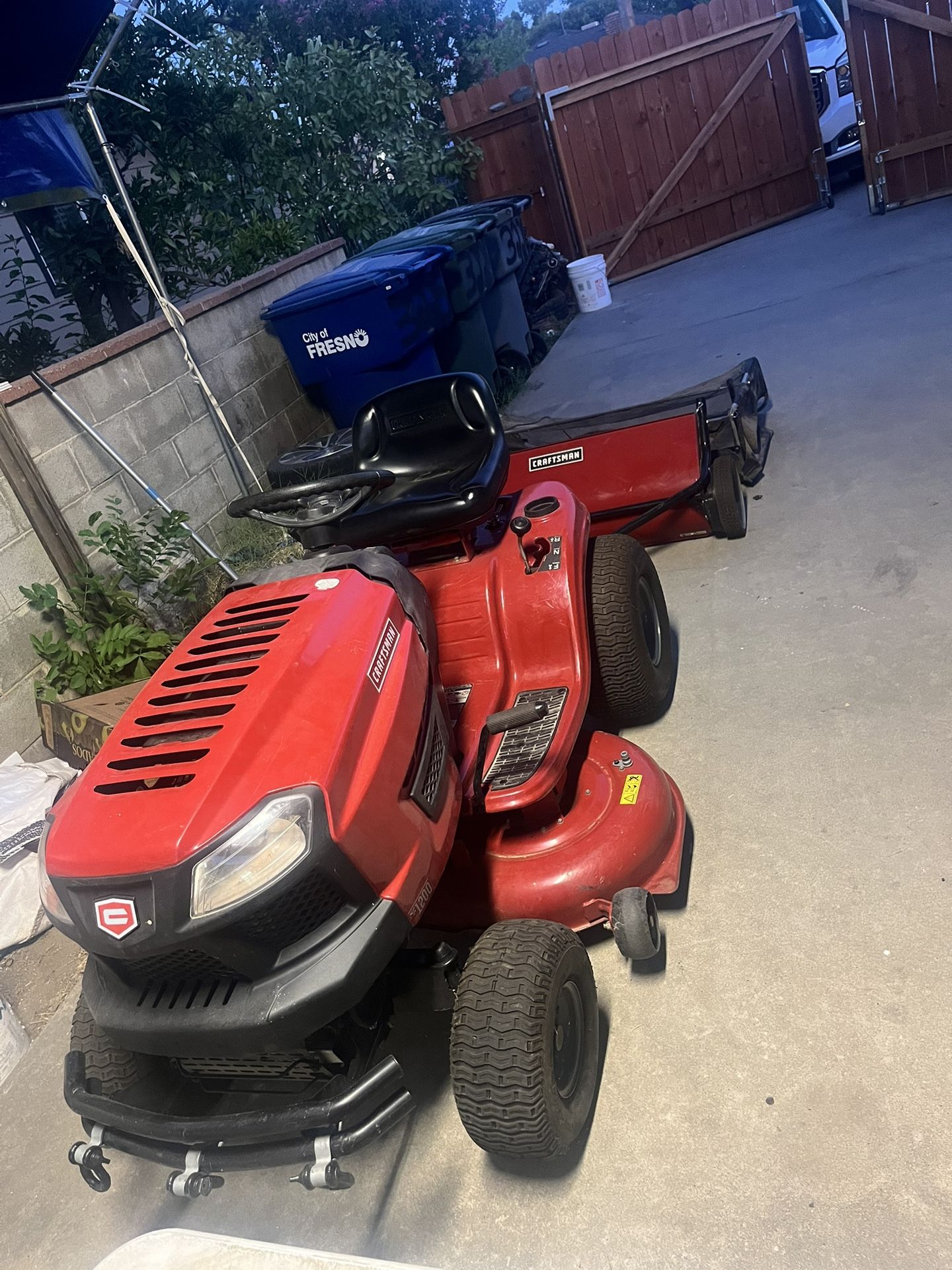 Lawn Tractor Craftsman