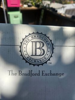Bradford Exchange Carousel Wall Plates, Musical Porcelain Set