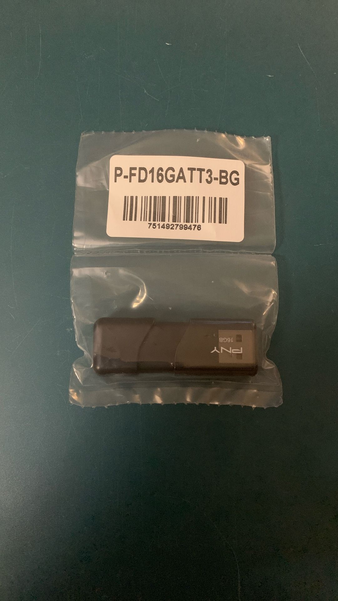 13 PNY 16GB USB Flash Drives