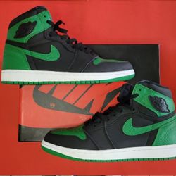 Jordan 1 Pine Green Size 10.5