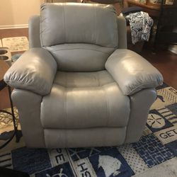 Vercelli Stone (Tan) Leather Rocker Recliner From Rooms To Go