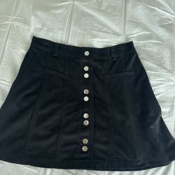 Zara black mini skirt with silver buttons in a S #miniskirt #buttonup